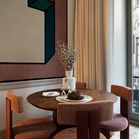 Aliados 9 - Luxury In The Heart Of *